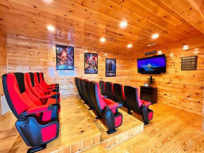 * *Luxury 4 Bdrms, Views, Theater, Arcade, Firepit